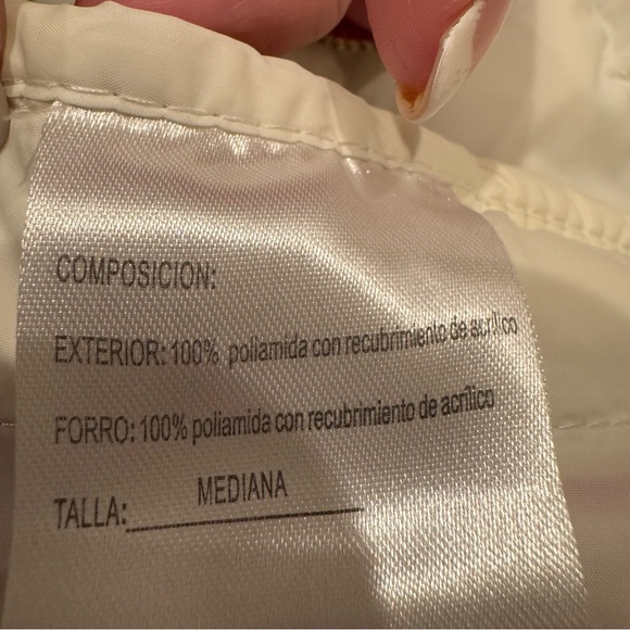 White Puffer Coat Jacket Red Blue Stripes Regal Patriotic Preppy M Ski Lodge - Picture 8 of 8